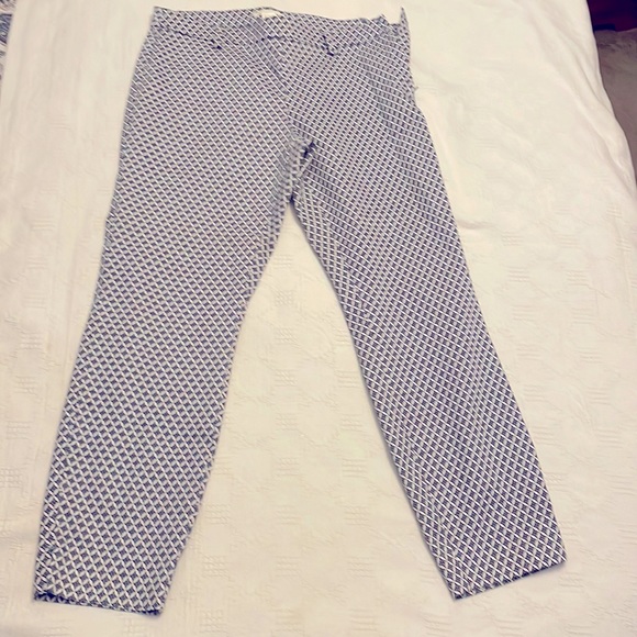 H & M side zip womens khakis with tapered leg - Picture 1 of 3